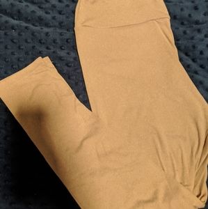 Lularoe comfy lavender leggings